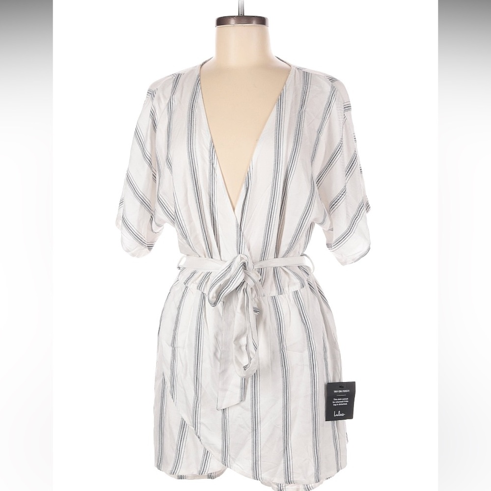 Lulus striped wrap around romper - Picture 4 of 6